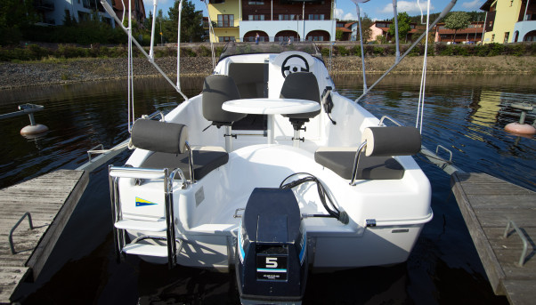 Motorový člun AnMarine 480